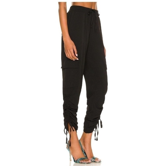 superdown Natasa Cargo Pant Black Women's NWT - Picture 1 of 12